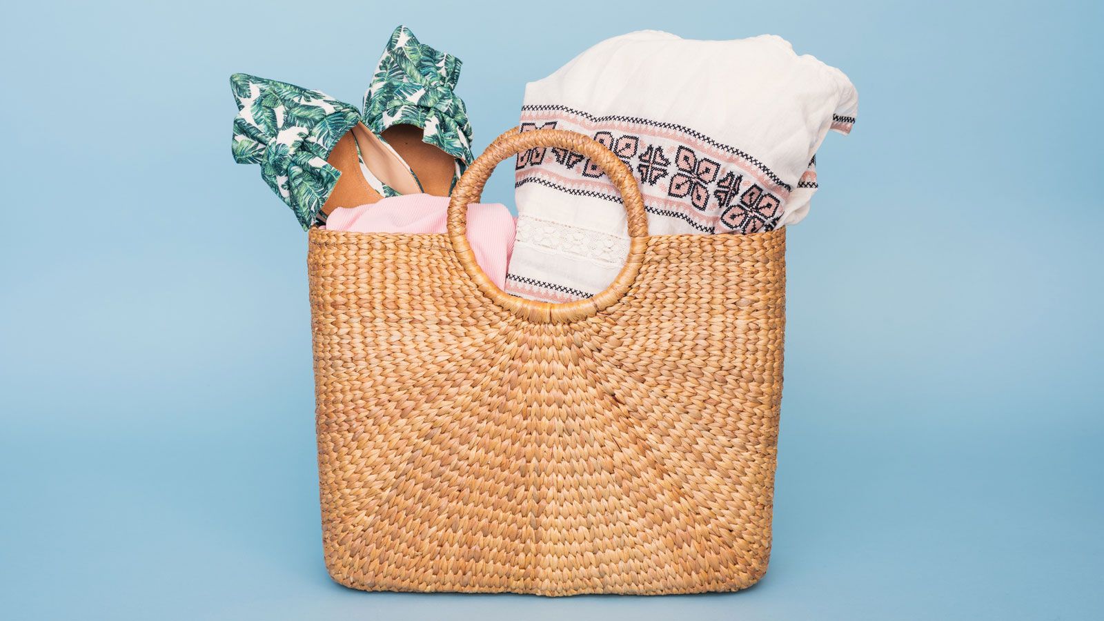 The best beach bags for the Caribbean season